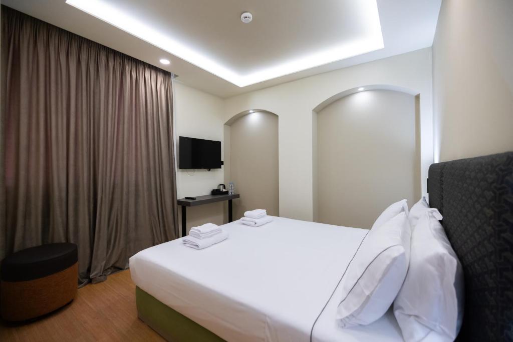 Superior Room - Comfortable and eco-conscious room with modern sustainable amenities and city view